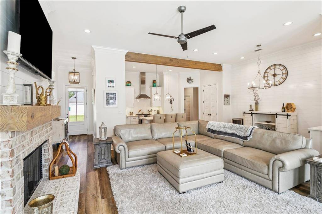 Mandeville, LA 70448,2309 COURS CARSON ST