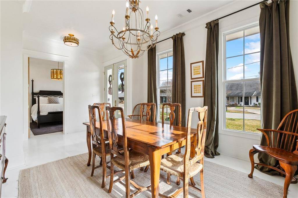 River Ridge, LA 70123,8800 TANGLEWILD PL
