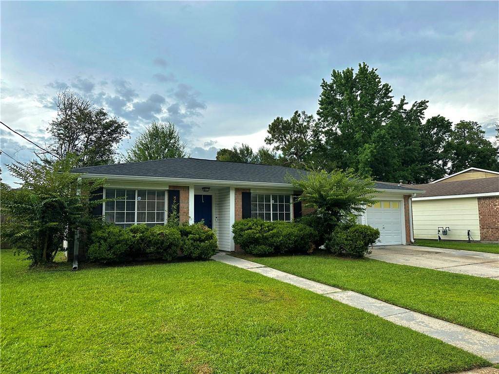 Slidell, LA 70460,527 QUEEN ANNE DR