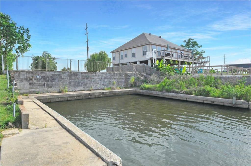 Slidell, LA 70458,302 LAKEVIEW DR