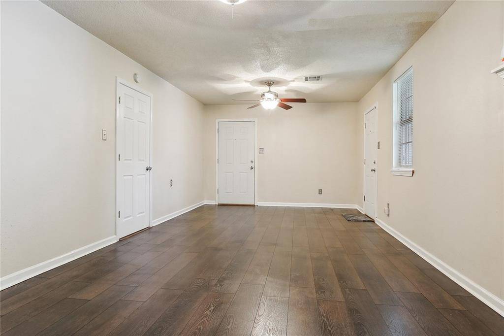 New Orleans, LA 70126,4951 MONTEGUT DR