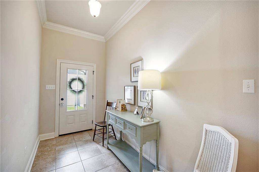Baton Rouge, LA 70817,17509 WATERLOO DR