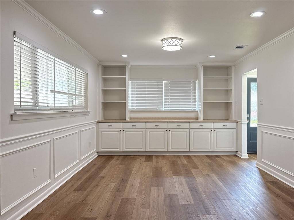 Metairie, LA 70003,1904 HALL AVE