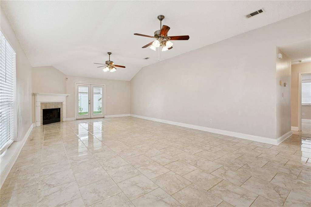 Harvey, LA 70058,2239 S VILLAGE GREEN ST