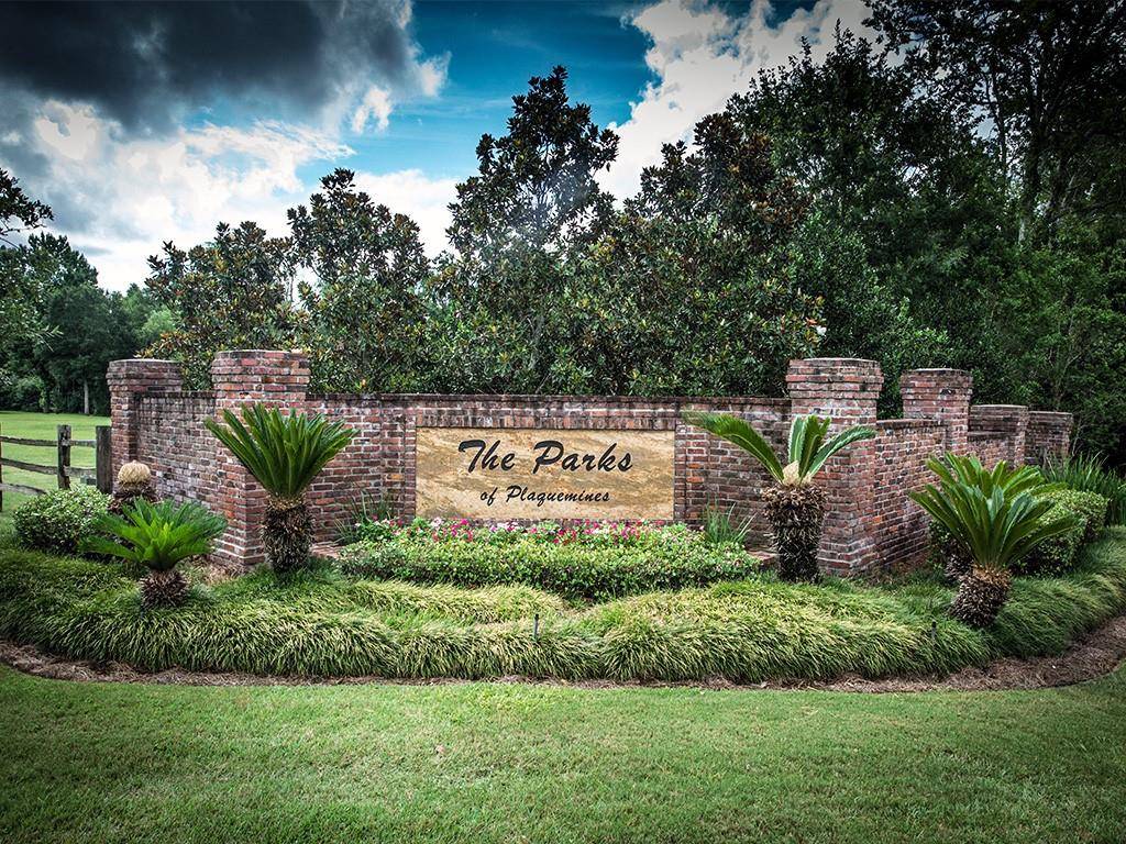 Belle Chasse, LA 70037,159 GREEN TRAILS DR