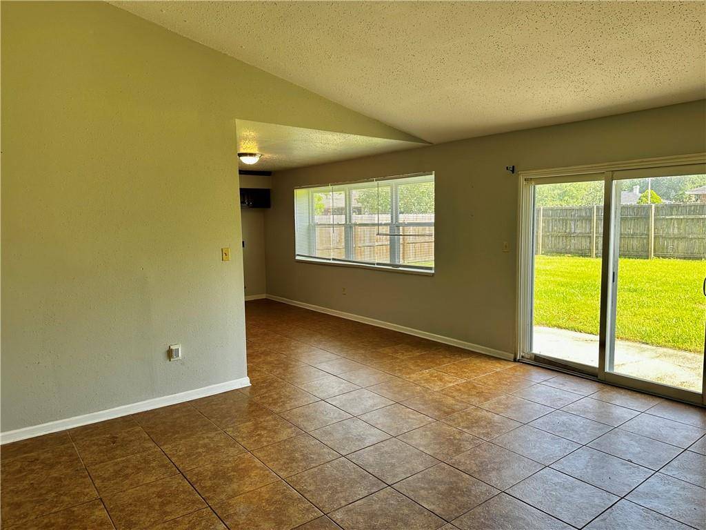Slidell, LA 70461,135 FOXBRIAR CT