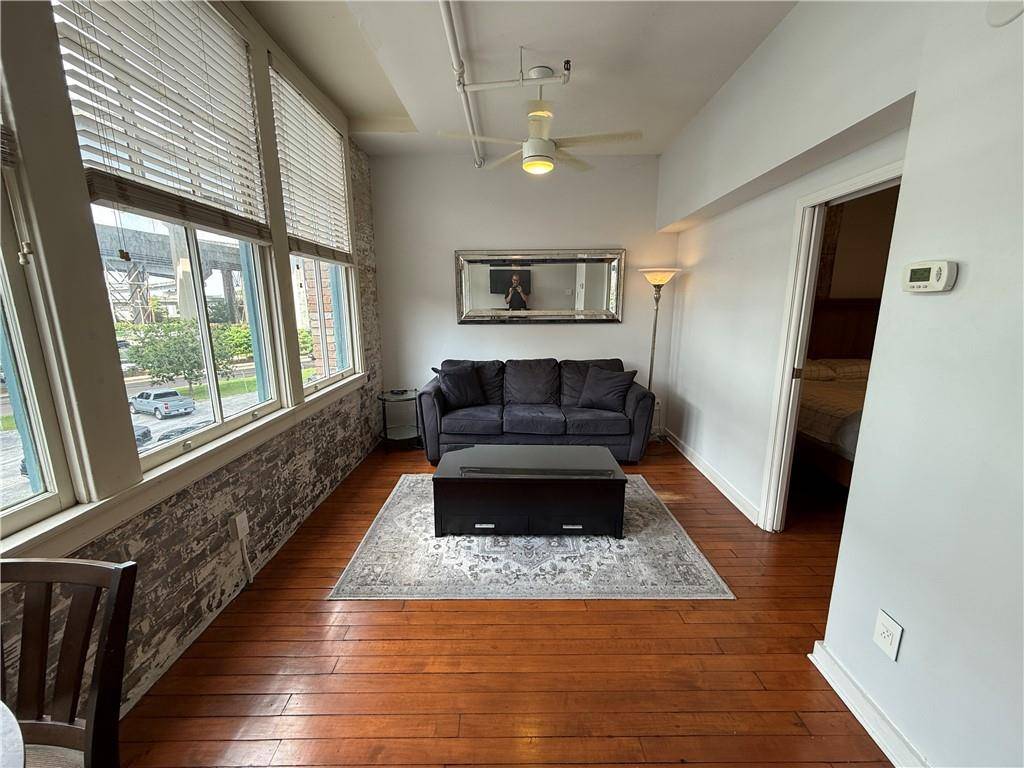 New Orleans, LA 70130,1111 S PETERS ST #311