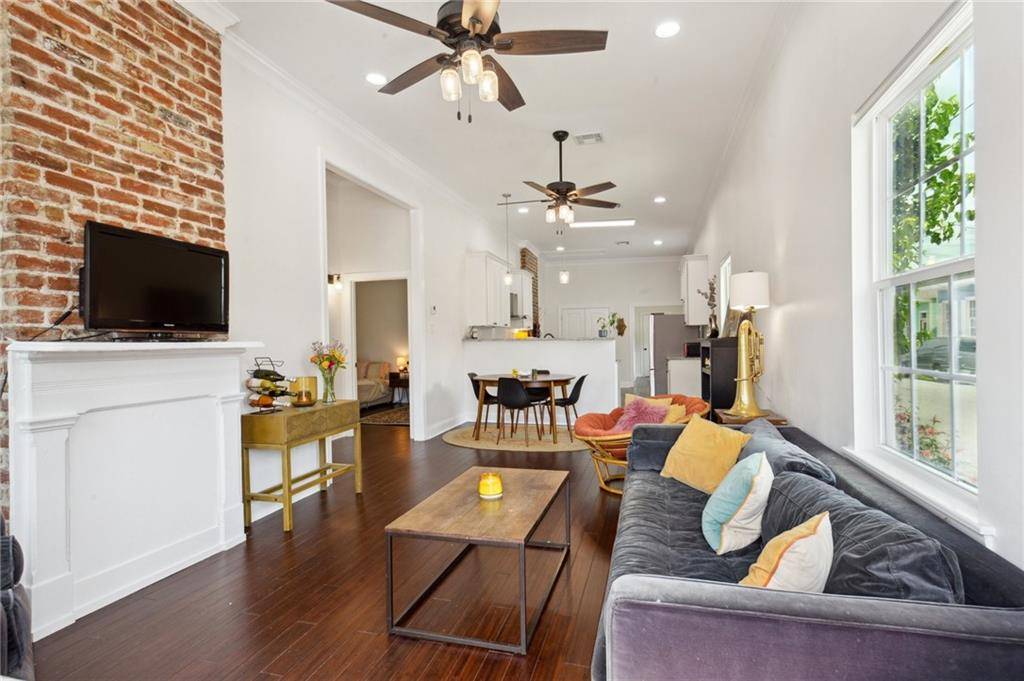 New Orleans, LA 70116,1131 N ROMAN ST