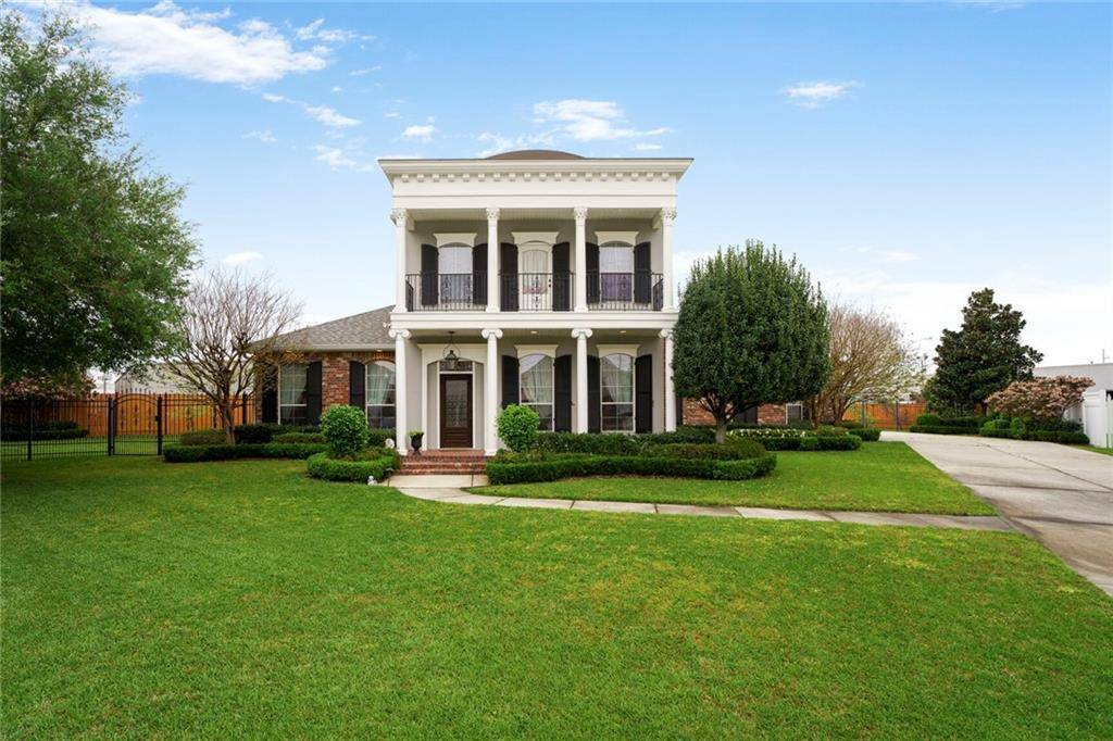 Harahan, LA 70123,601 FERRIDAY CT