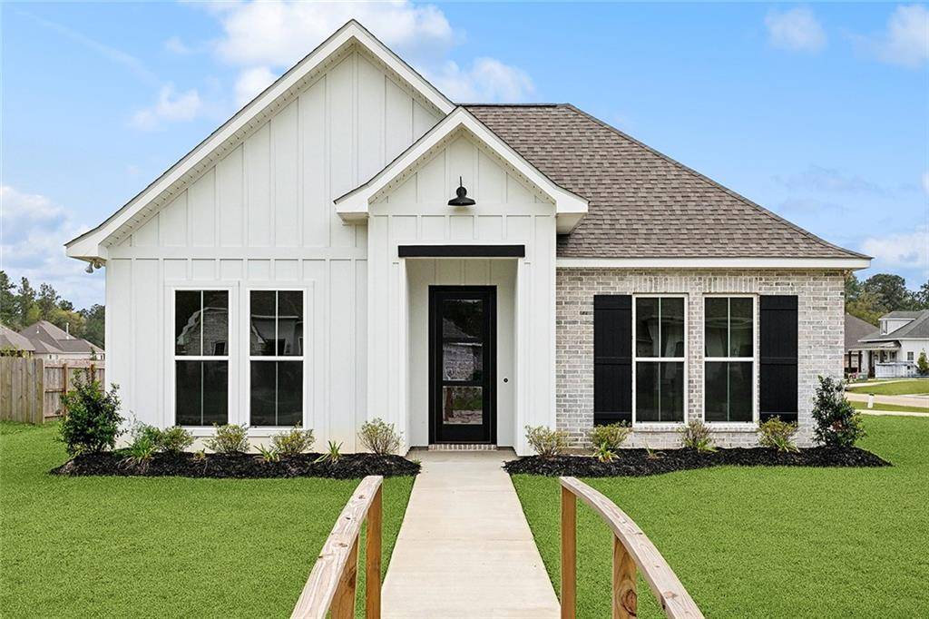 Covington, LA 70435,72701 ROBINDALE DR
