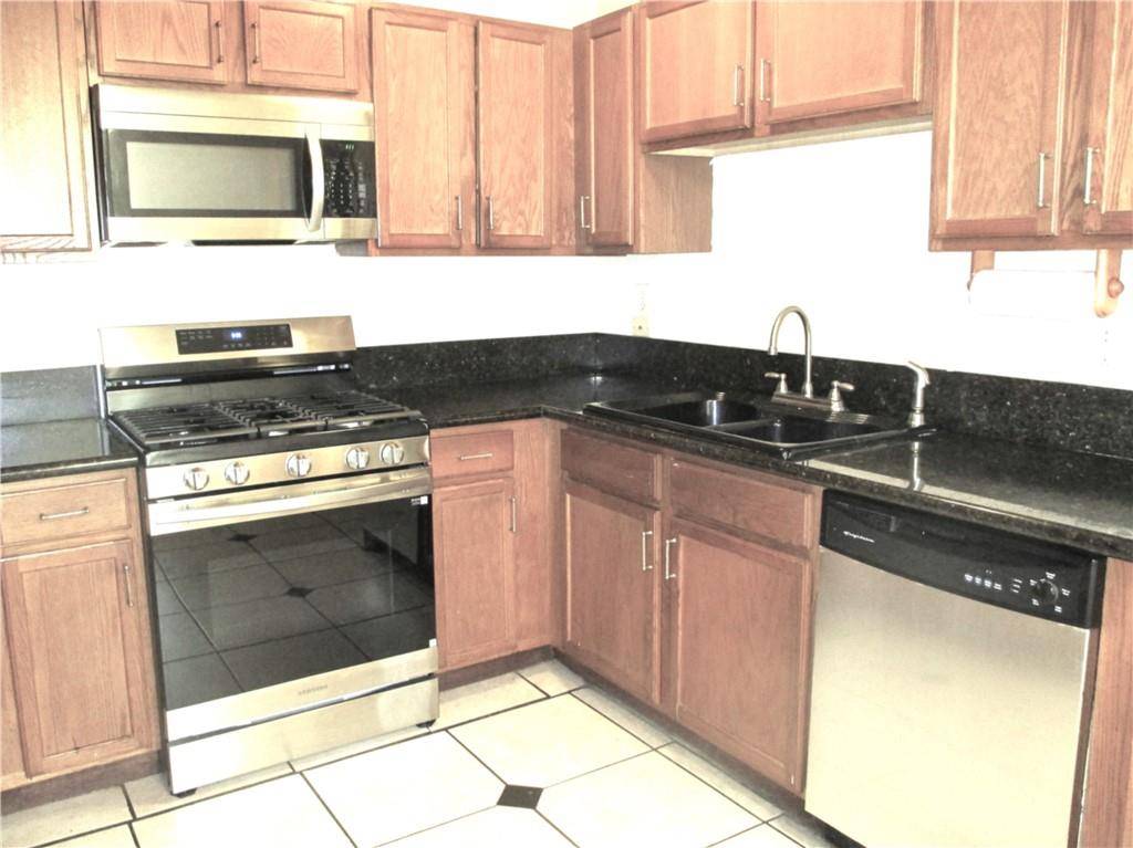 Violet, LA 70092,2108 COLONIAL BLVD