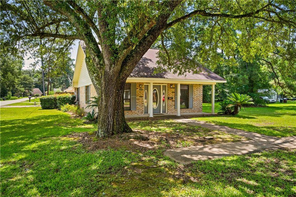 Oakdale, LA 71463,402 EVANGELINE PL
