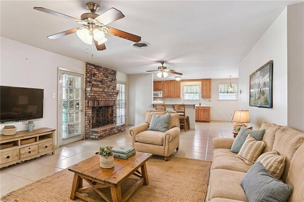 Gretna, LA 70053,142 E RANDALL CT