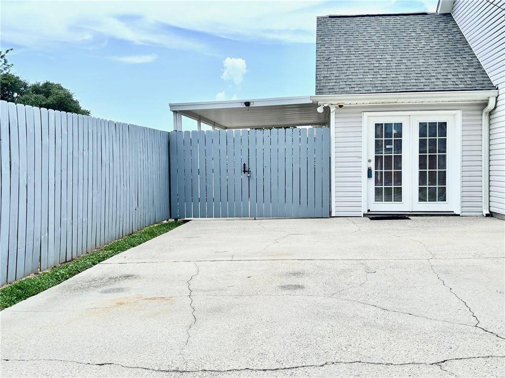 Marrero, LA 70072,1301 AVENUE F