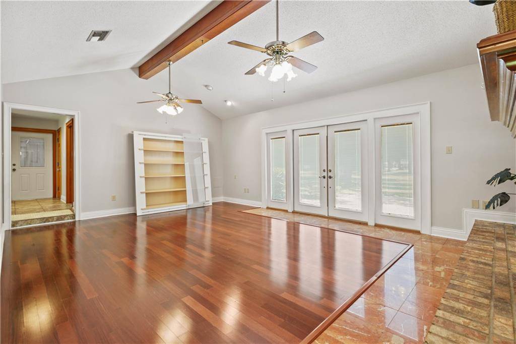 Slidell, LA 70461,128 RUE CHARLEMAGNE DR