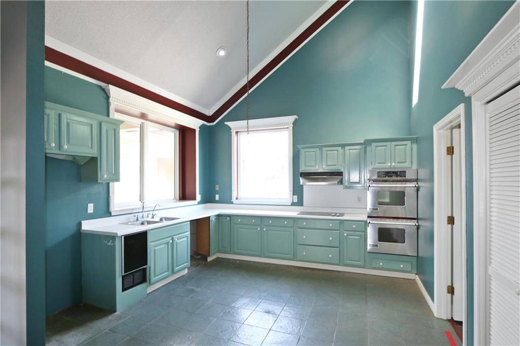 Marrero, LA 70072,22 CATALPA CT