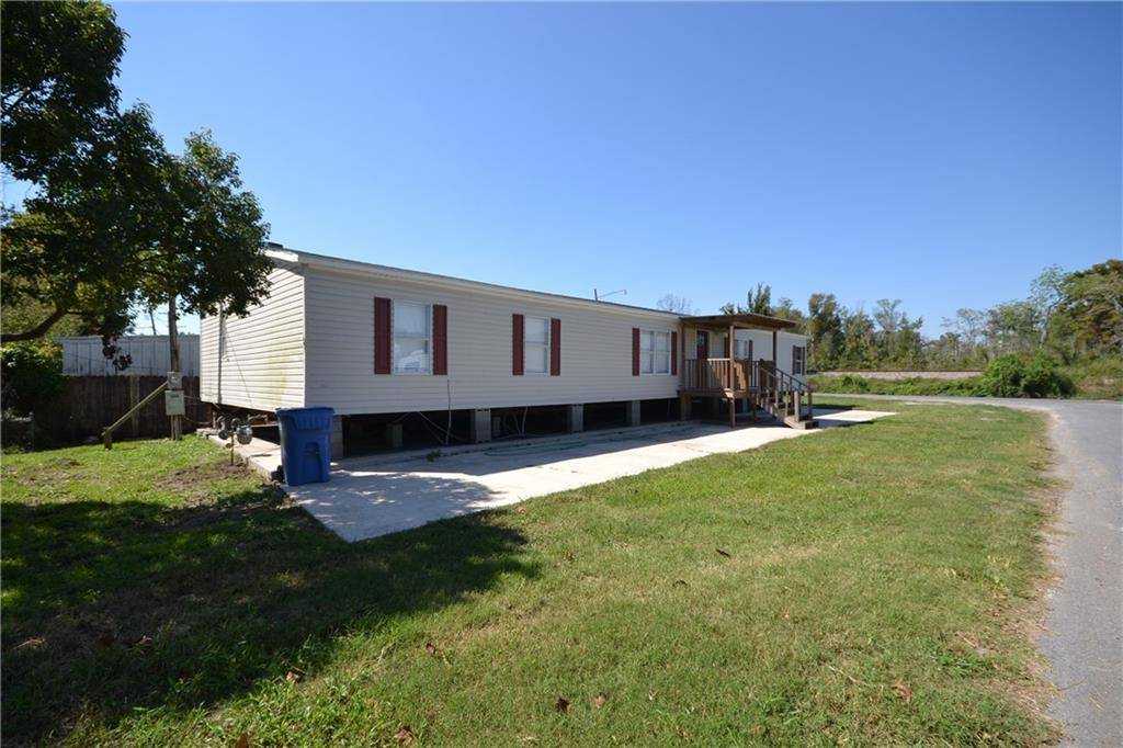 Des Allemands, LA 70030,100 MEYER LN