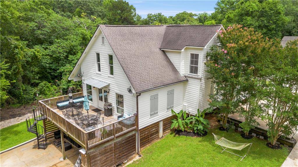Baton Rouge, LA 70808,921 CARRIAGE WAY