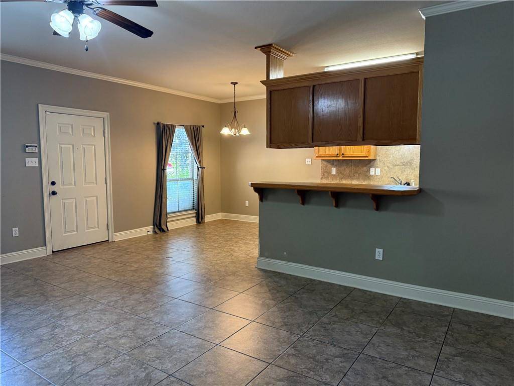 Baton Rouge, LA 70820,818 MEADOW BEND CROSSING DR #C