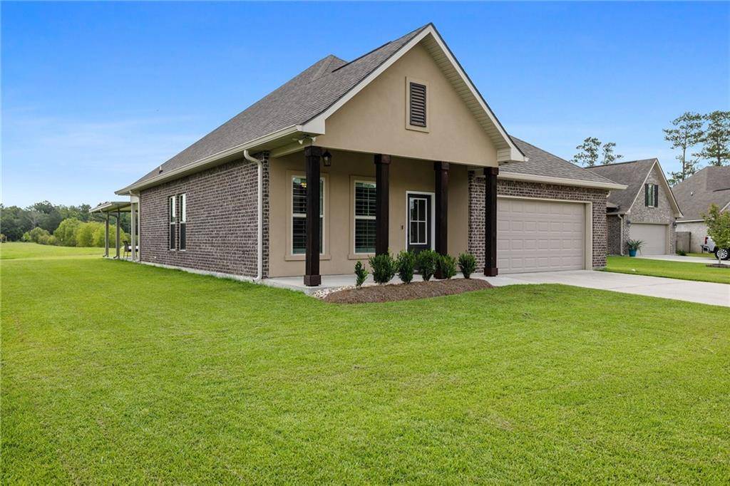 Ponchatoula, LA 70454,42016 WOOD AVE