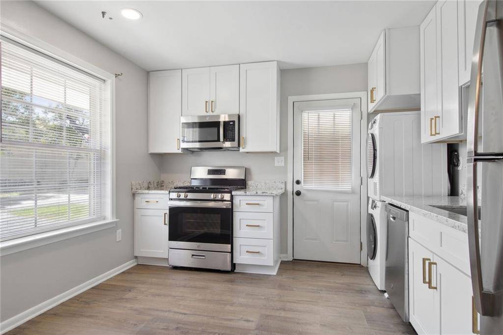Metairie, LA 70005,202 PINK ST