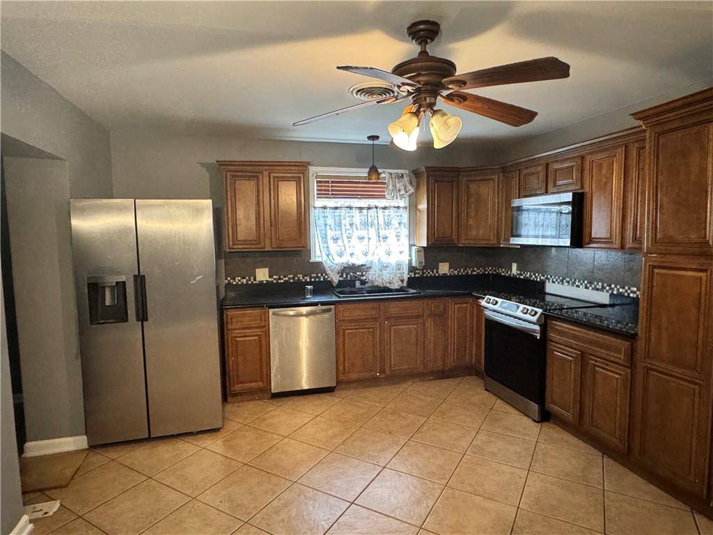 New Orleans, LA 70126,6936 LAMB RD
