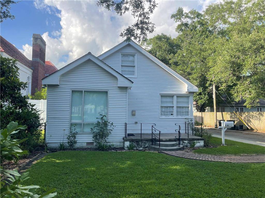 New Orleans, LA 70125,5701 S CLAIBORNE AVE