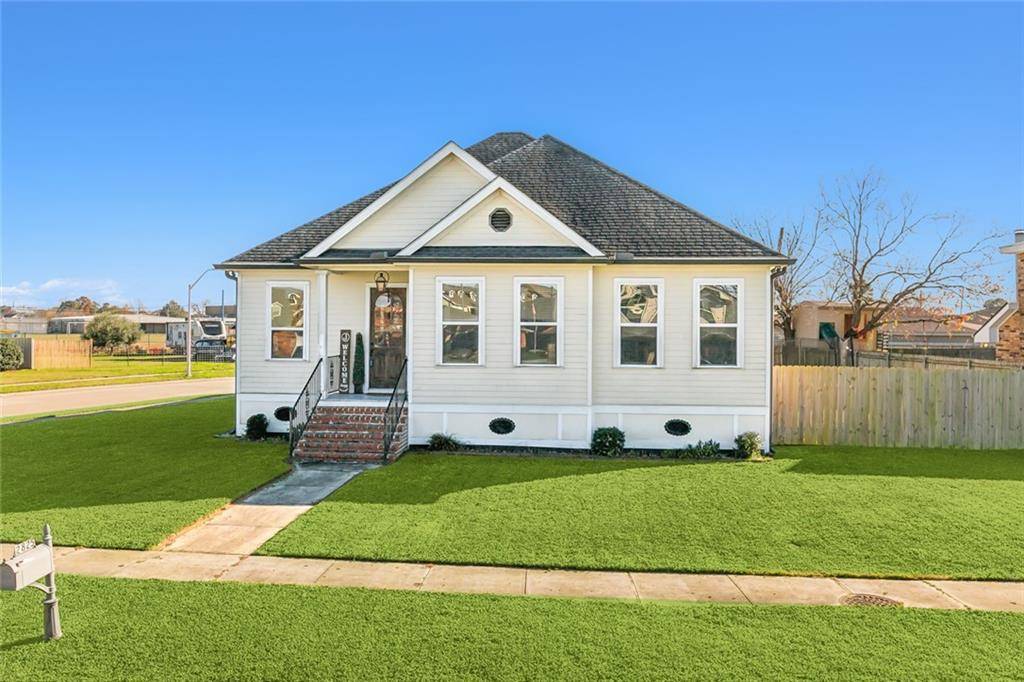 Chalmette, LA 70043,2825 JEAN LAFITTE Pkwy