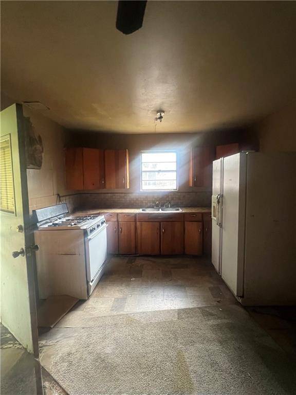 Alexandria, LA 71301,228 GABRIEL LANE LN