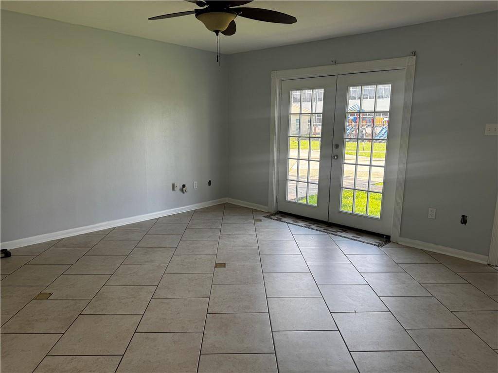 Metairie, LA 70001,4822 GRAMMAR ST