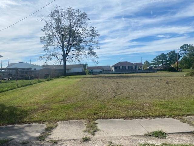 Chalmette, LA 70043,606 CHALMETTE AVE