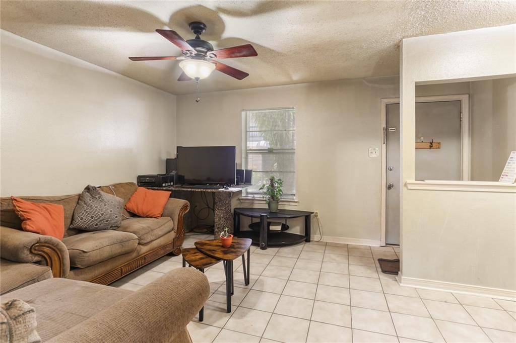 Metairie, LA 70001,2330 EDENBORN AVE #116