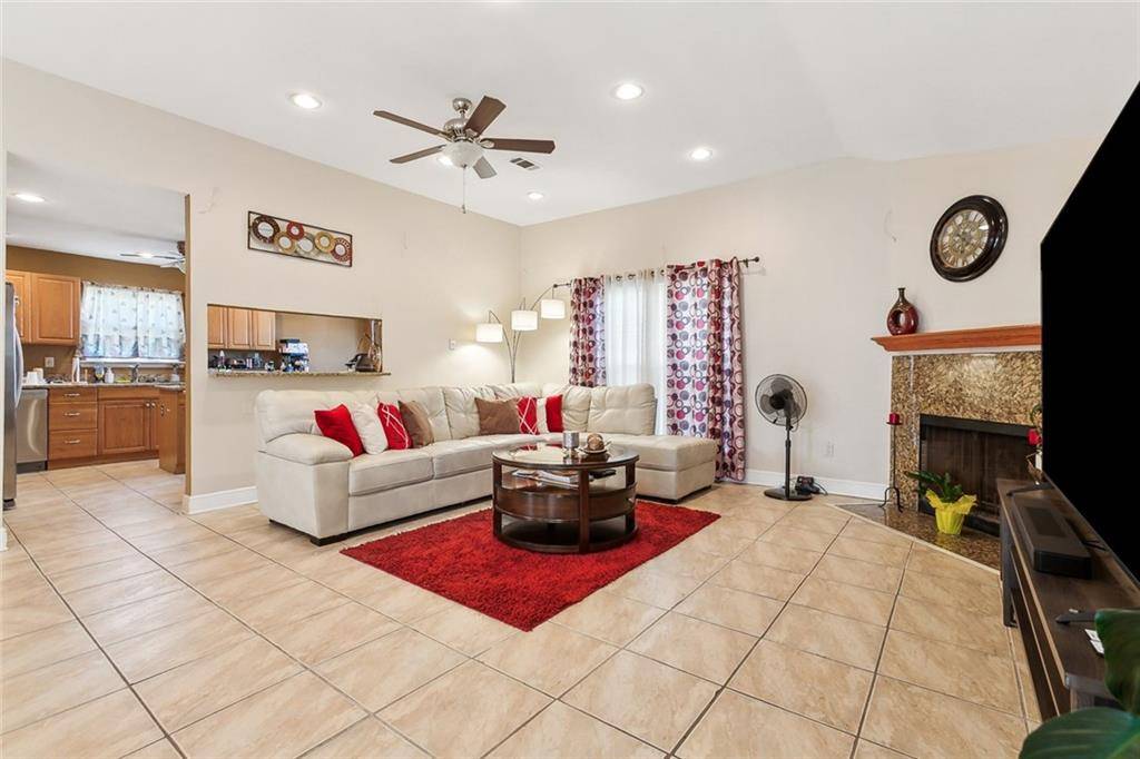 New Orleans, LA 70131,3647 TIMBER BLUFF LN