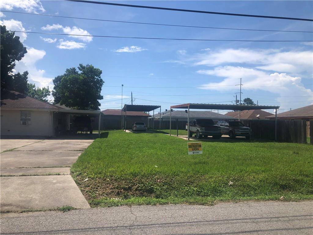 Chalmette, LA 70043,3438 40 JACKSON BLVD
