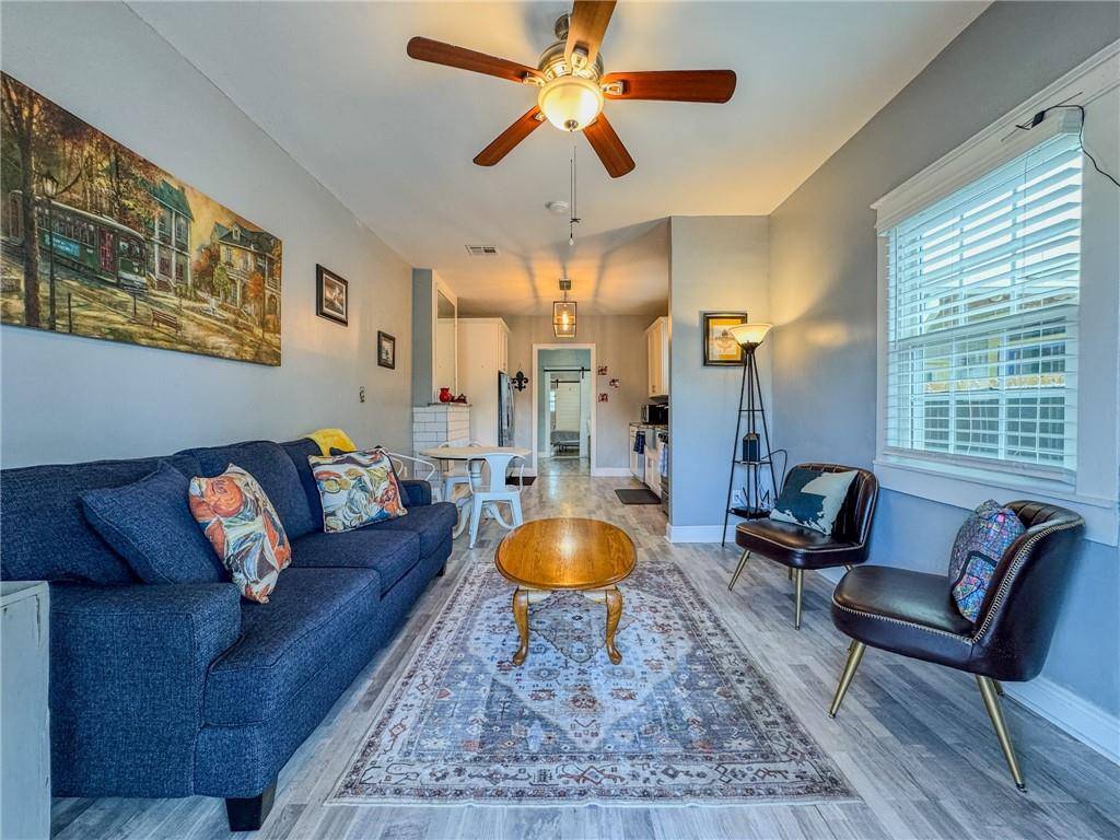 New Orleans, LA 70115,4910 TCHOUPITOULAS ST