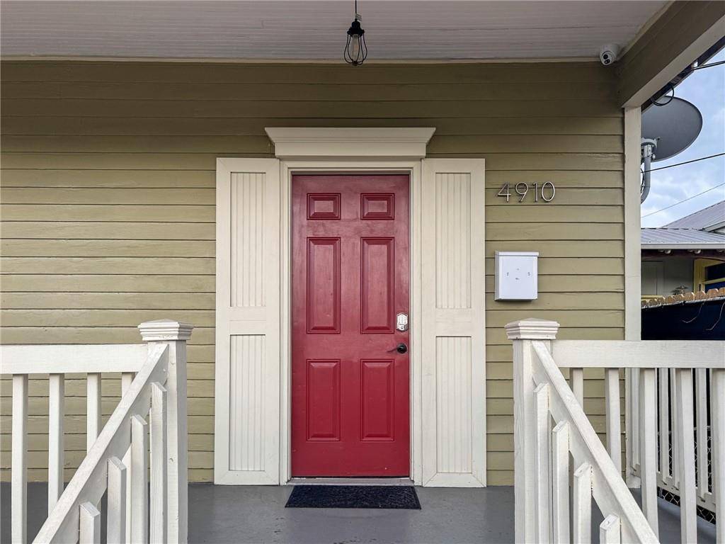 New Orleans, LA 70115,4910 TCHOUPITOULAS ST