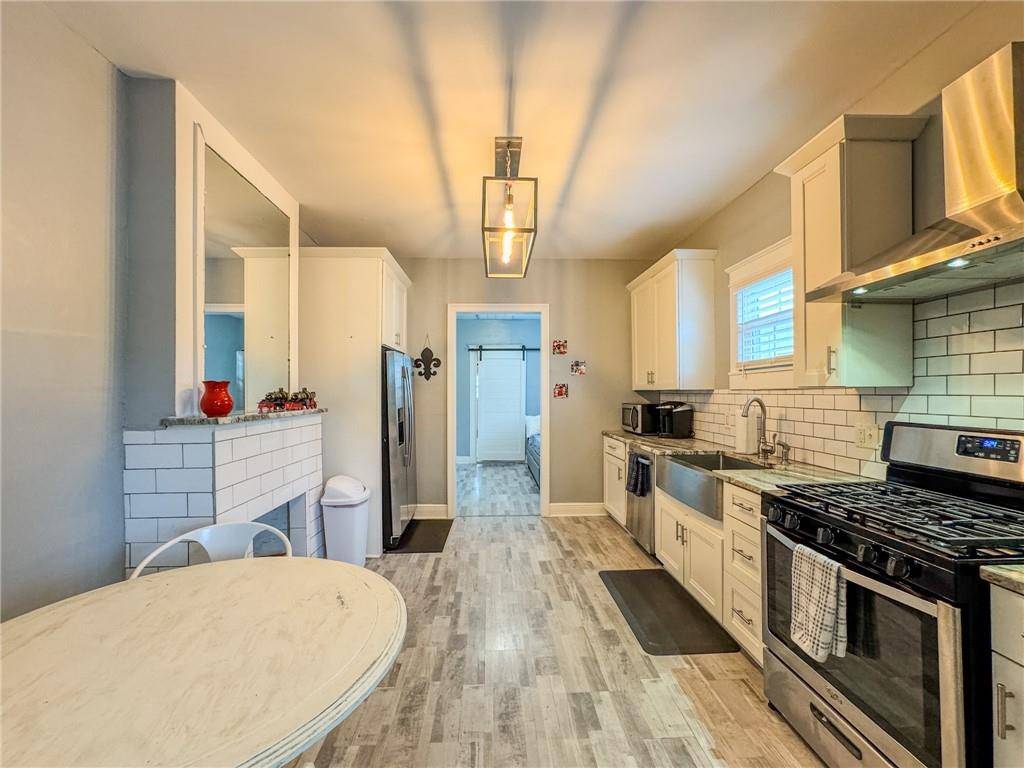 New Orleans, LA 70115,4910 TCHOUPITOULAS ST
