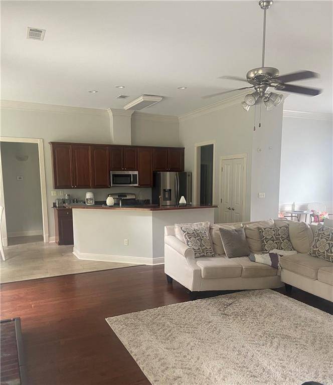 Slidell, LA 70461,329 AUTUMN LAKES RD
