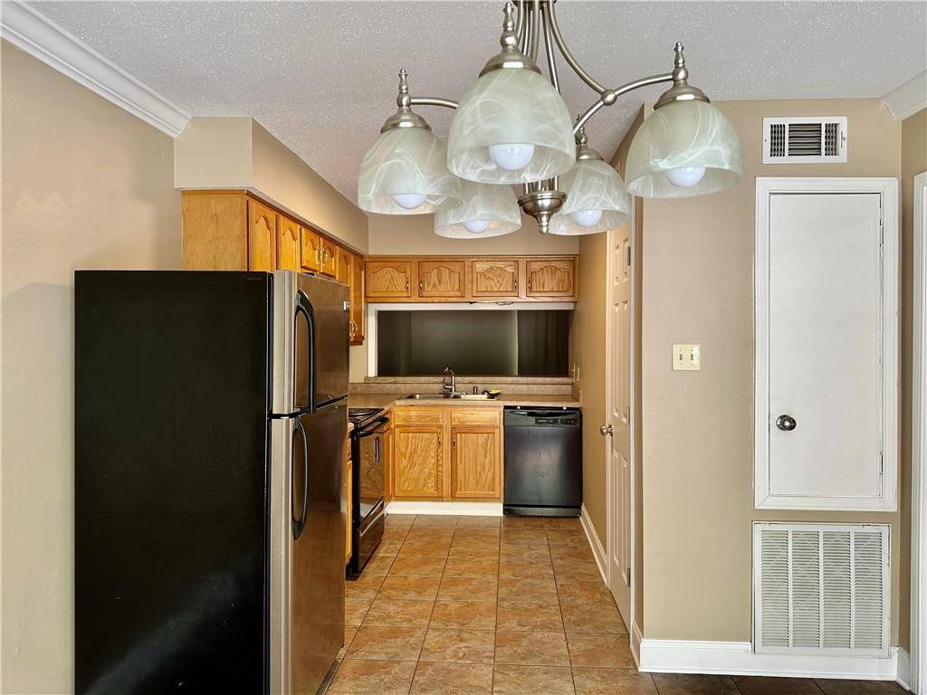 Mandeville, LA 70471,1350 PARK DR #8