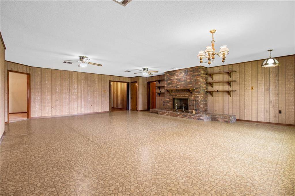 Marrero, LA 70072,1509 MIMOSA ST