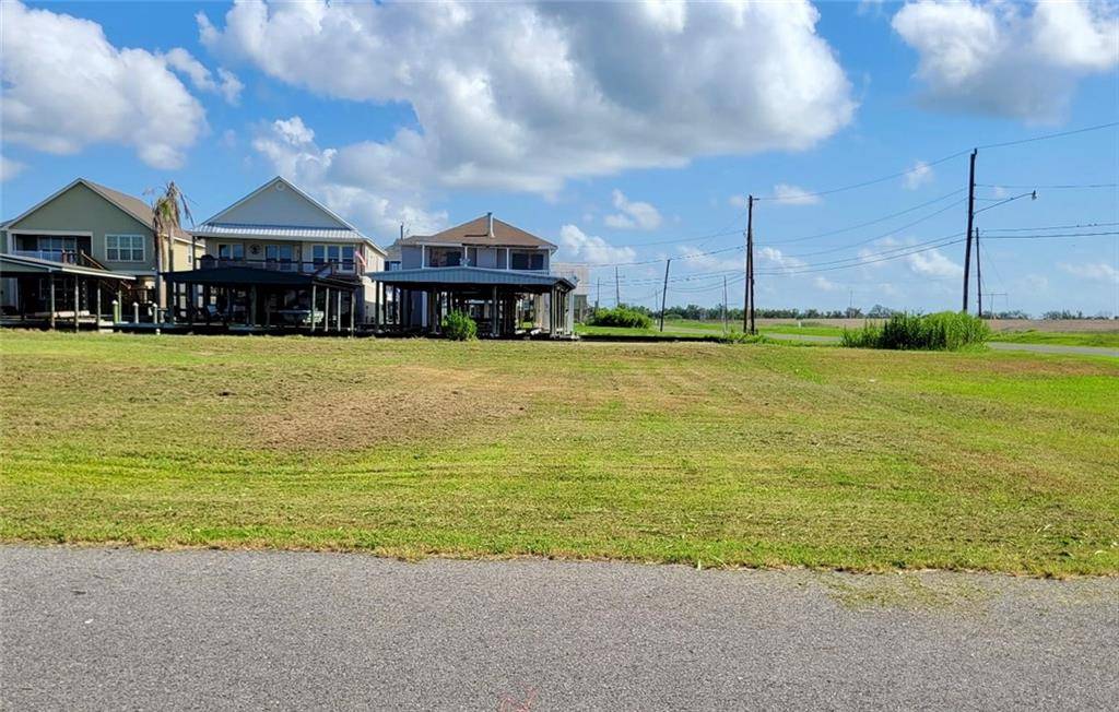 Port Sulphur, LA 70083,104 JUNIOR LN