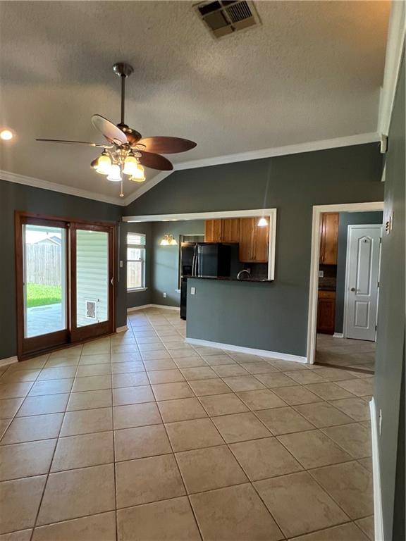Marrero, LA 70072,2712 BAYOU BLEU DR