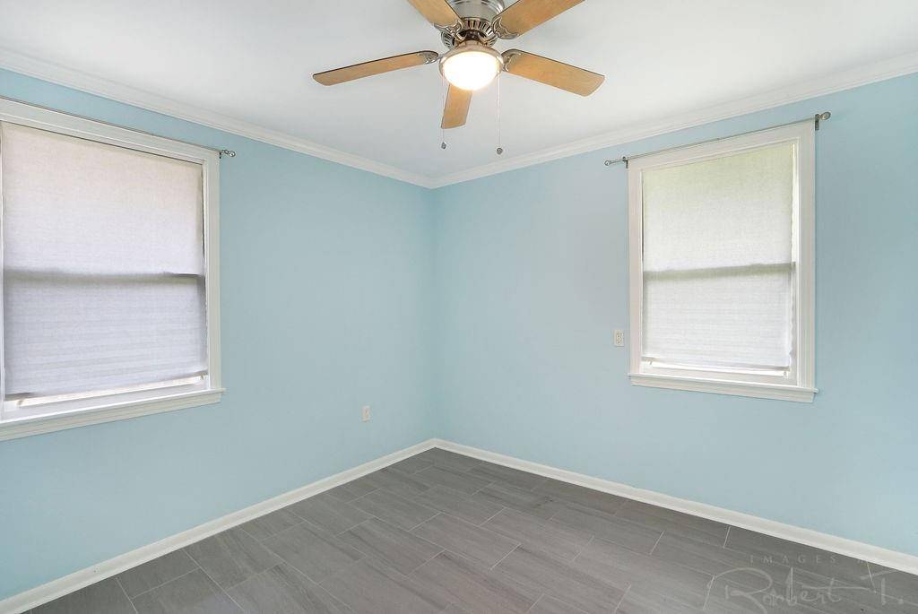 Metairie, LA 70003,405 JADE AVE