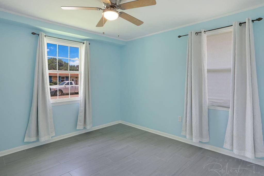 Metairie, LA 70003,405 JADE AVE