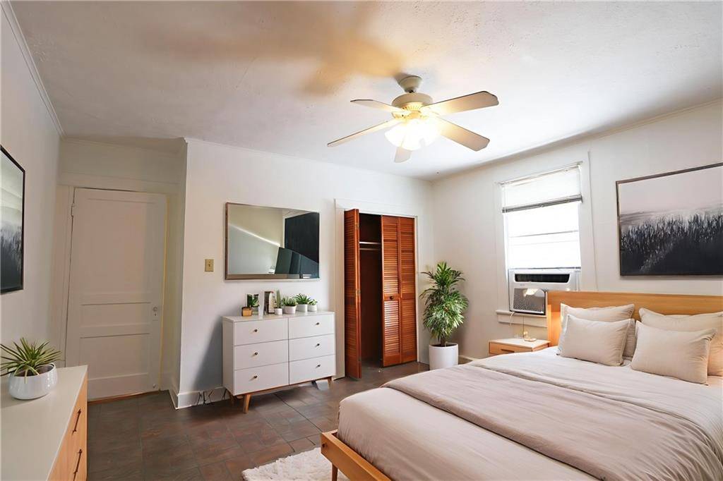 Metairie, LA 70001,305 07 LABARRE DR