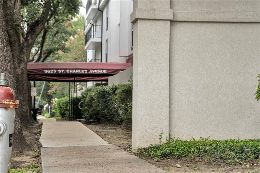 New Orleans, LA 70115,3625 ST CHARLES AVE #2A