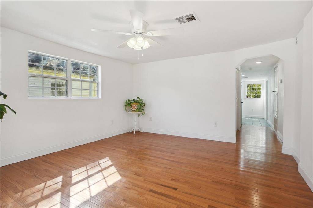 New Orleans, LA 70126,3920 METROPOLITAN ST