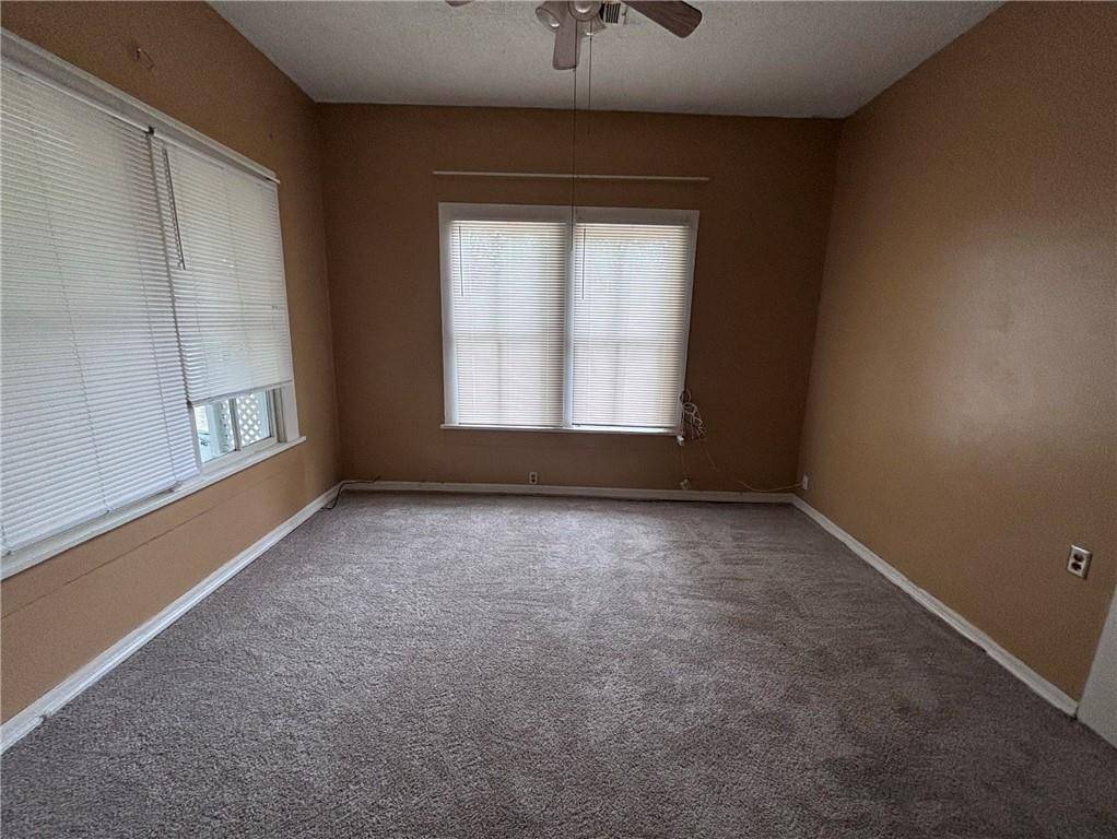 Ponchatoula, LA 70454,700 E MAGNOLIA ST
