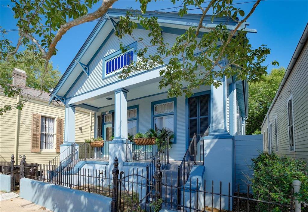 New Orleans, LA 70117,623-25 LOUISA ST