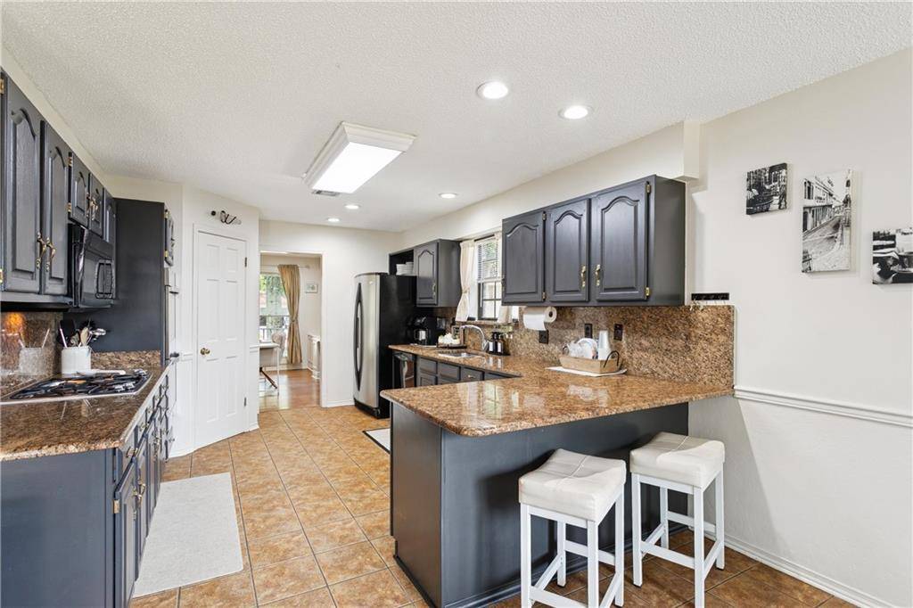 Mandeville, LA 70448,375 S LAURA DR